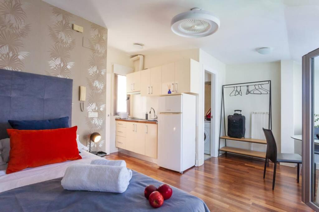 Precioso Atico Con Terraza Centro Historico Malaga Apartman Kültér fotó